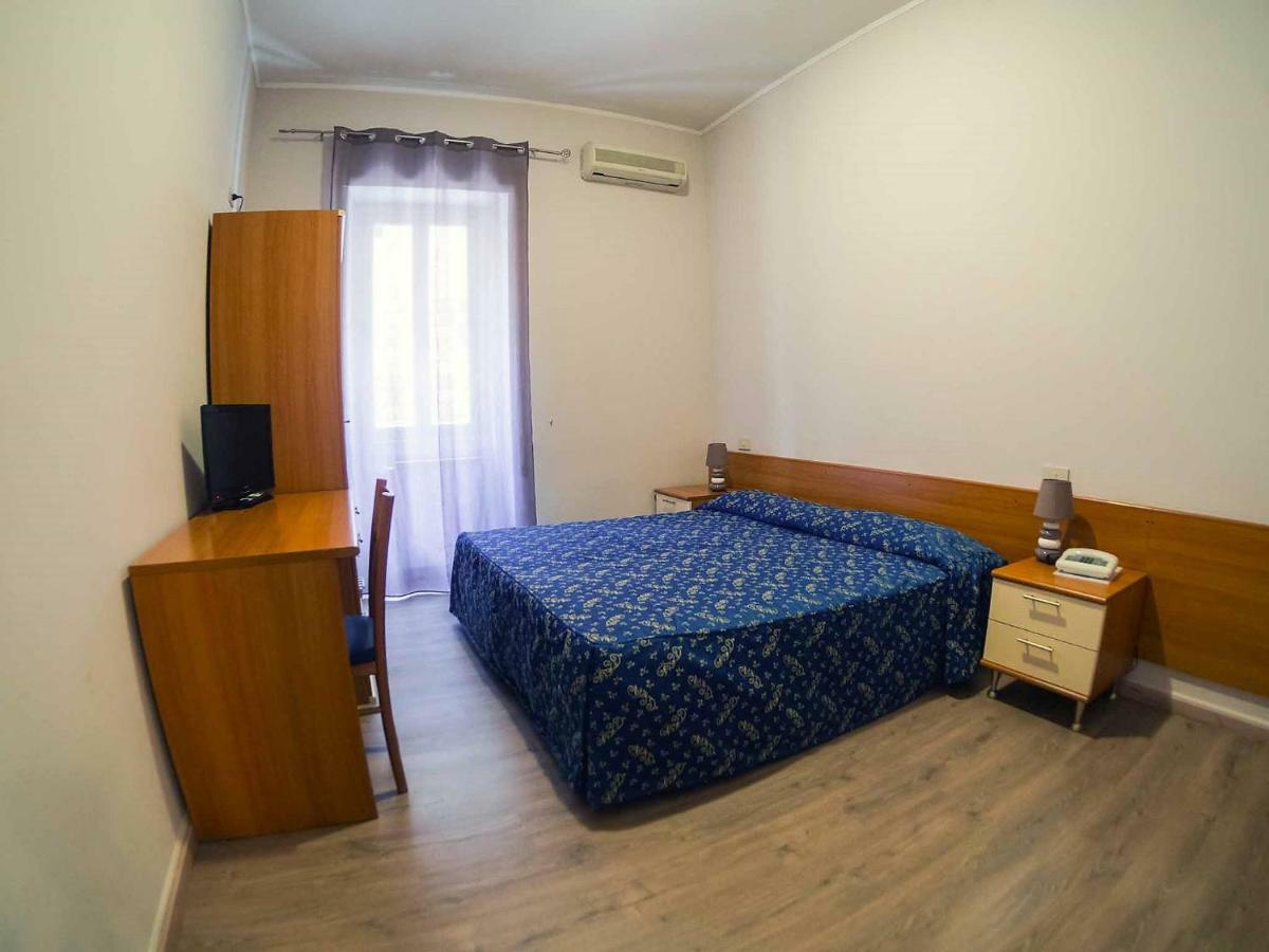 Albergo Dei Leoni Monterotondo  Exterior photo